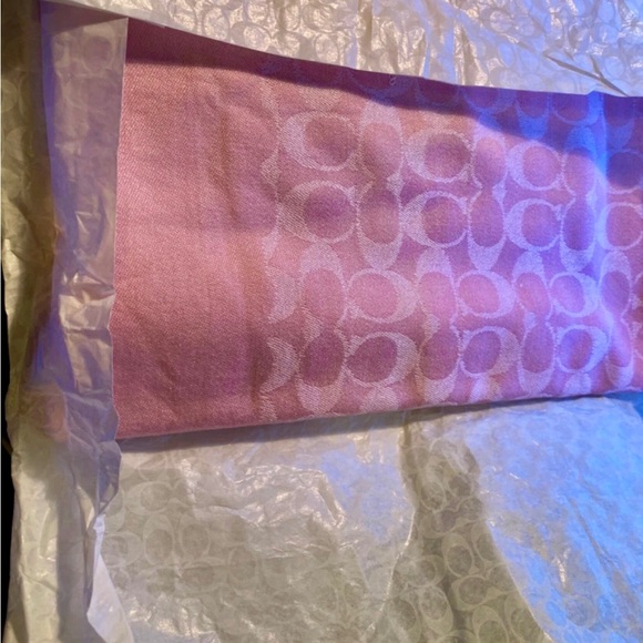 Coach 97580 Women's Logo Signature Spring Stole Scarf Wrap Lightweight Silk Wool - Picture 7 of 7